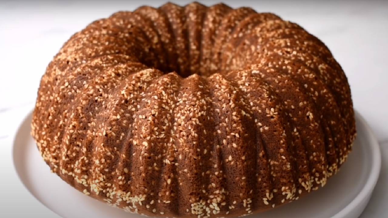 Kabarma Garantili Susam Mantolu Tahinli Kek Tarifi