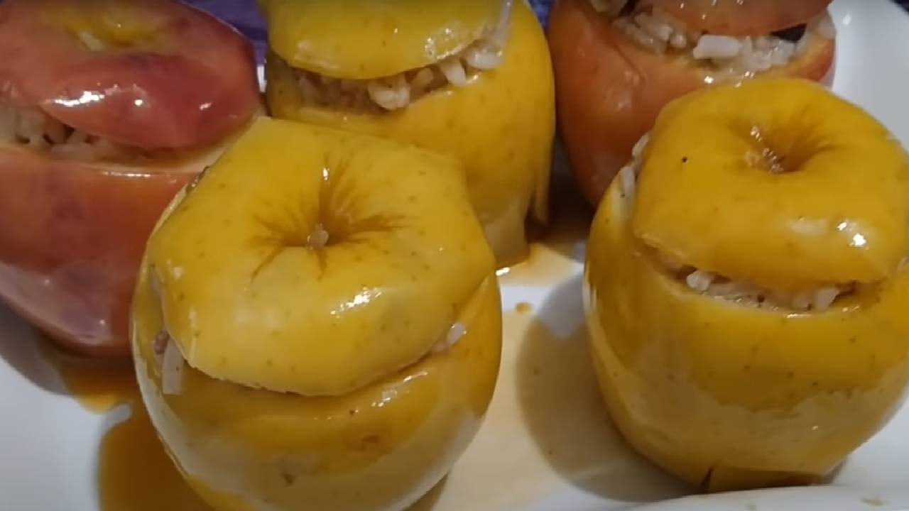 Kıymalı Elma Dolması Nasıl Yapılır? İşte Kıymalı Elma Dolması Tarifi