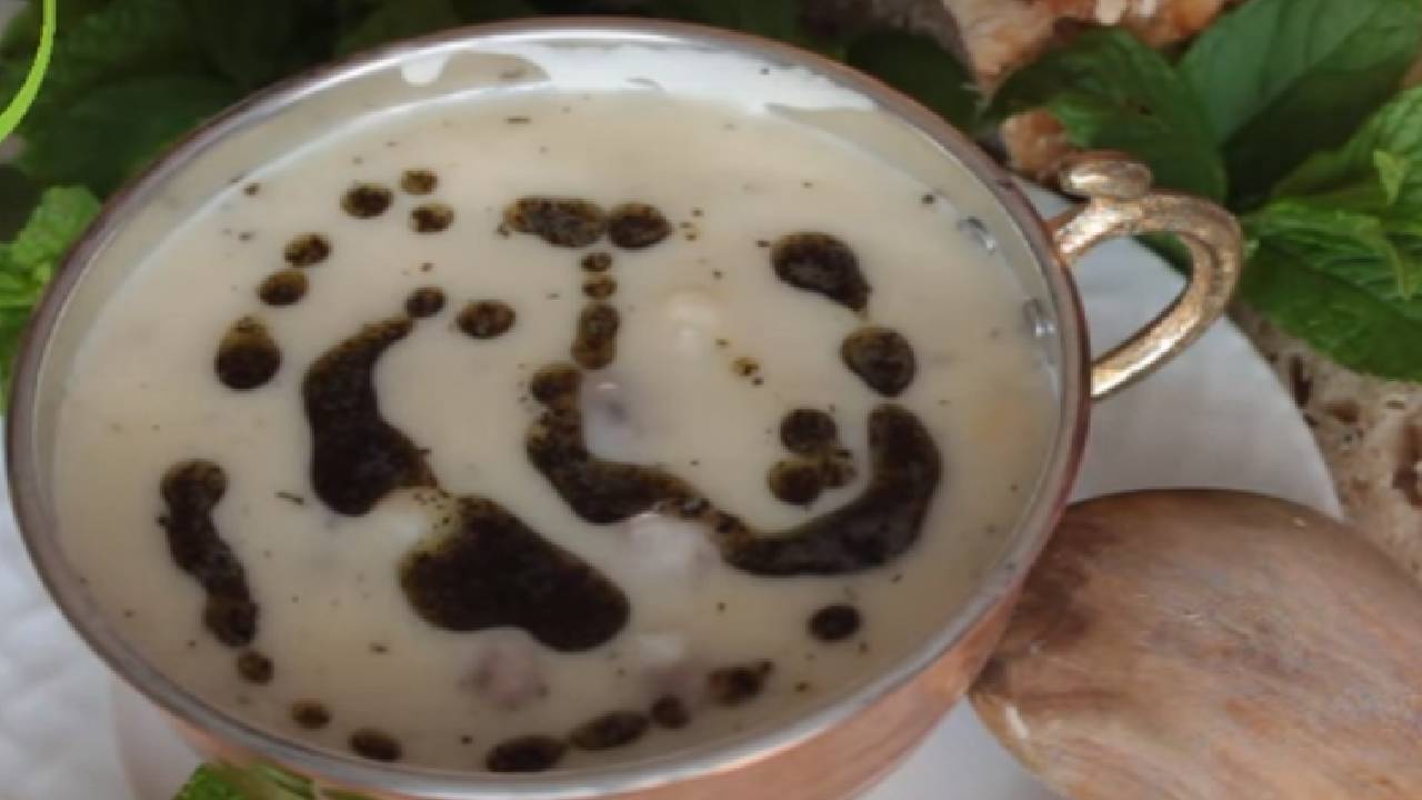 Yoğurtla Yapılan Herkesin Damağını Büyüleyen Besin Değeri En Yüksek Çorba Tarifi