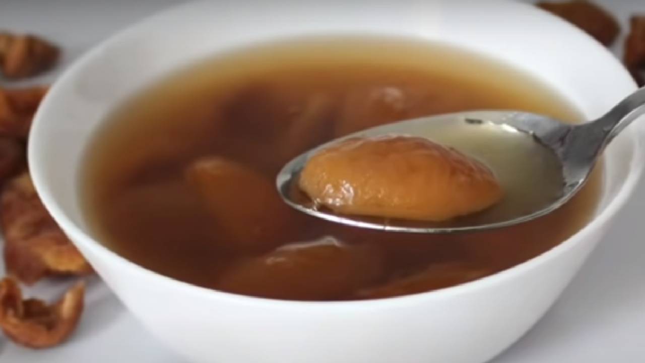 Bağırsak Çalıştıran Kuru Kayısı Hoşafı Tarifi