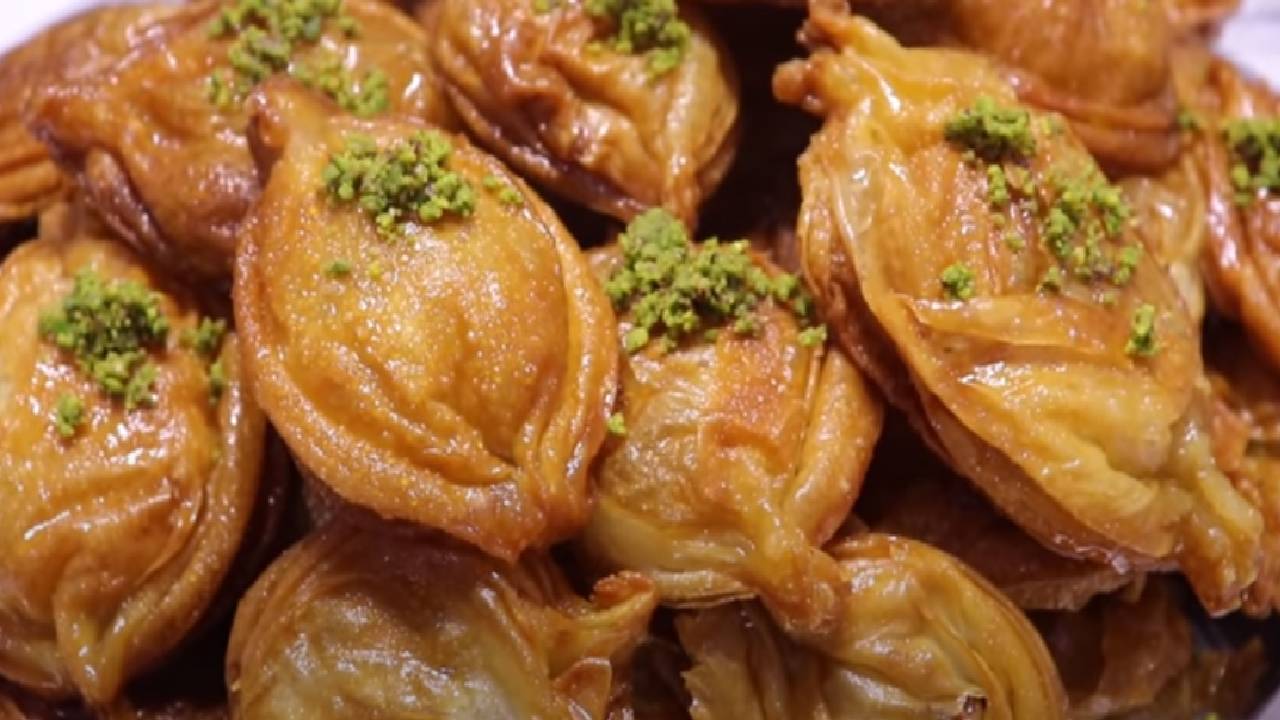 Evde Karakuş Tatlısı Nasıl Yapılır? Karakuş Tatlısı Tarifi ve Gerekli Malzemeler...