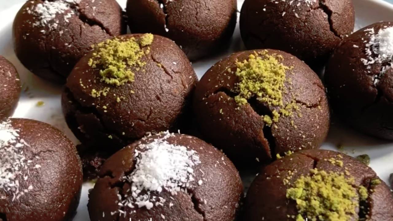 Yedikçe Yeme Garantili Sütsüz Kakaolu Islak Kurabiye Nasıl Yapılır?