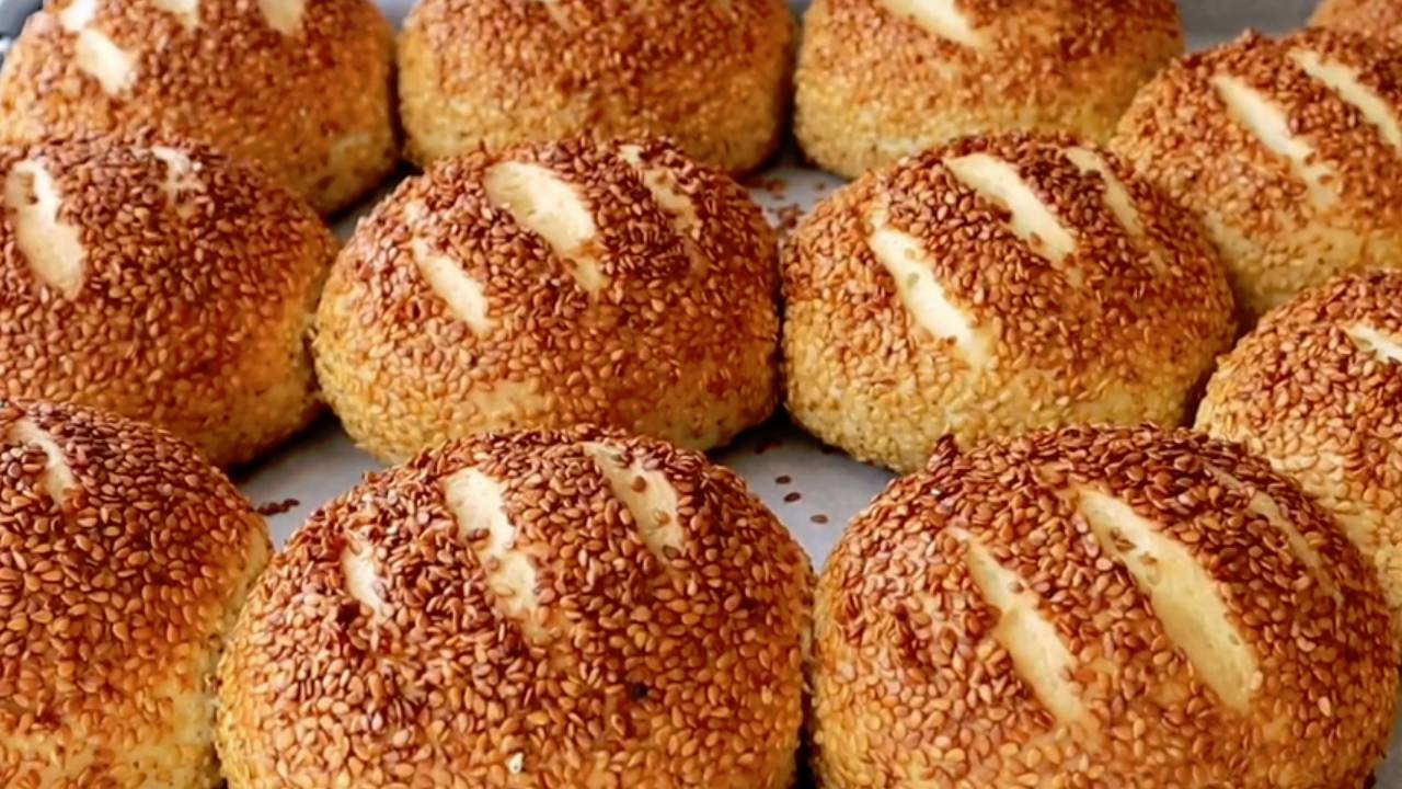 Kaşarlı Simit Poğaça Nasıl Yapılır? İşte Simit Tadında Kaşarlı Poğaça Tarifi