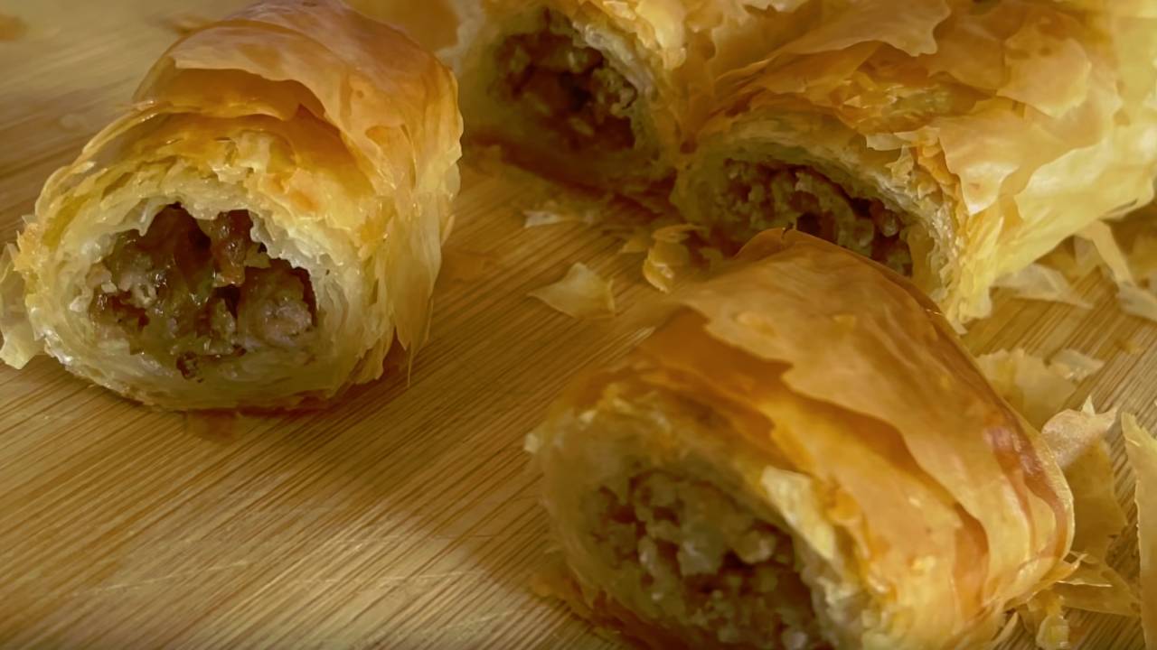 Baklava Yufkasından Kolay Sarıyer Böreği Tarifi