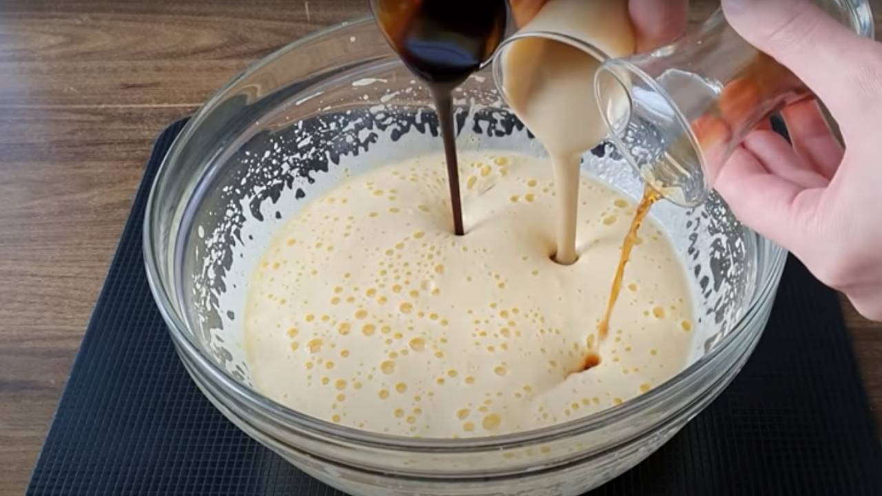 Demlediğiniz Çayı Çöpe Atmayın, Bu Keke Çok Yakışıyor!