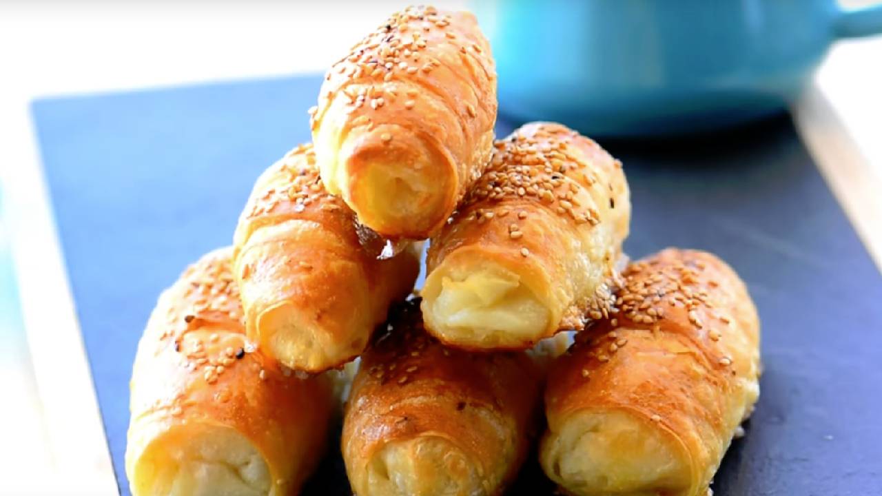 Hazır Yufkadan Buzluk Böreği