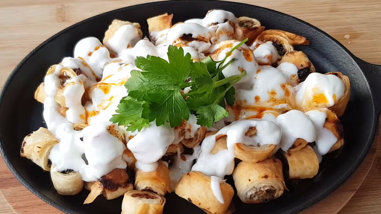 Hazır yufkadan çıtır mantı tarifi. Tabak tabak yeme garantili