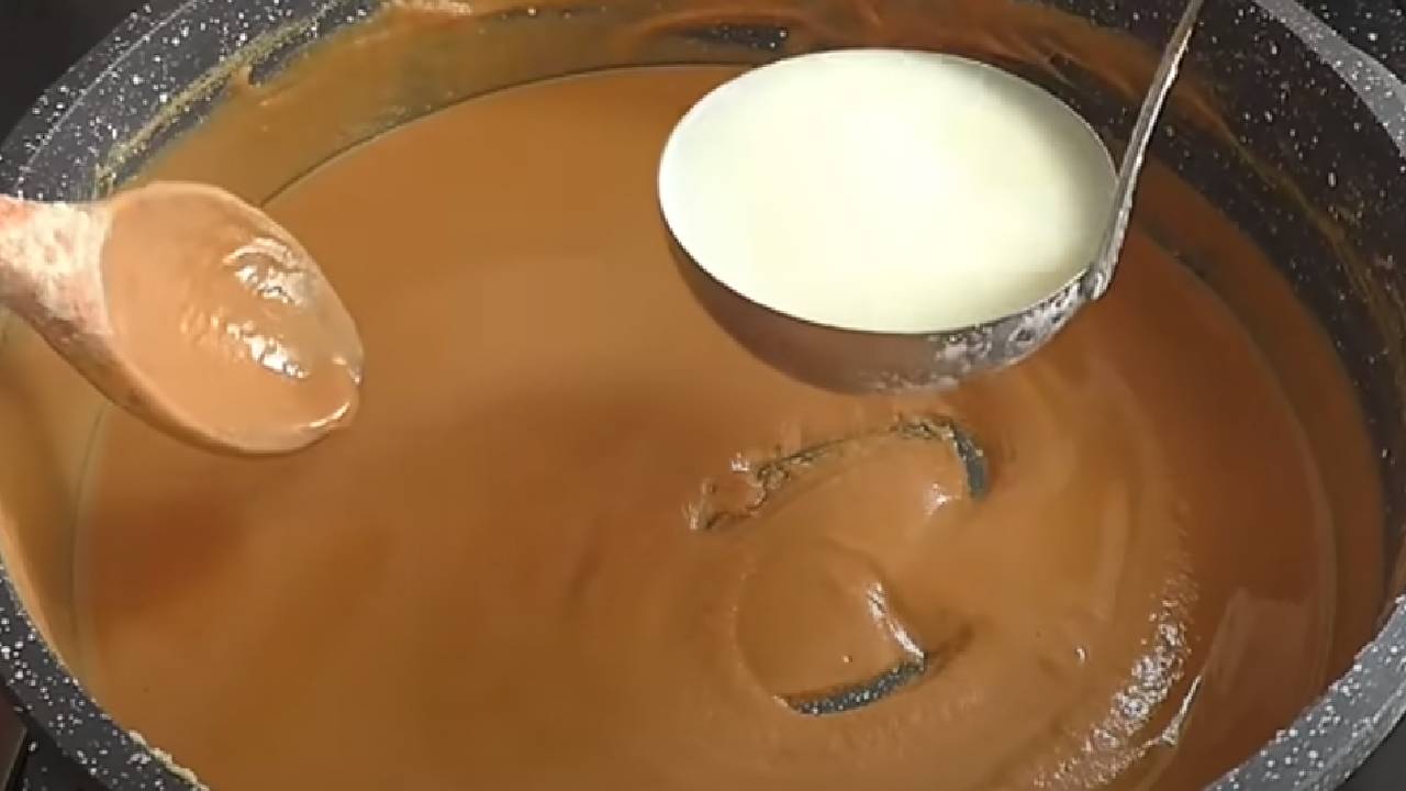 En iyi un helvası nasıl yapılır? İşte sütlü un helvası tarifi