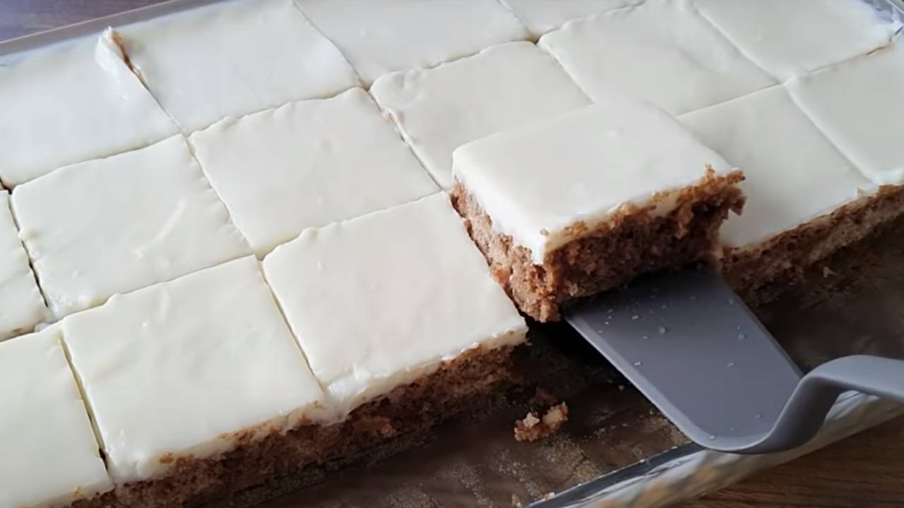 İştah açan görünümüyle garantili bir şerbetli tatlı! Tepsi anında bitiyor!