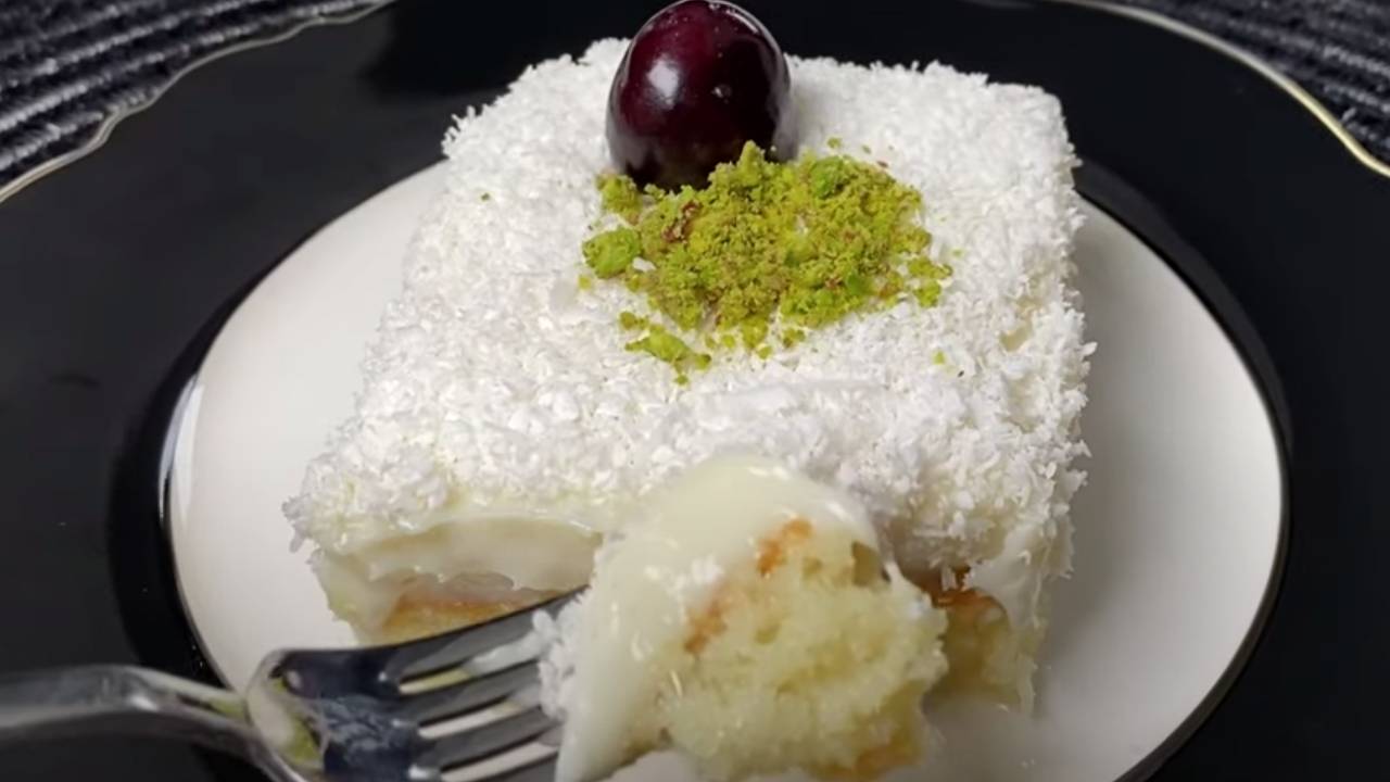 O kadar hafif ve lezzetli ki yiyen pastaneden aldığınızı sanıyor!