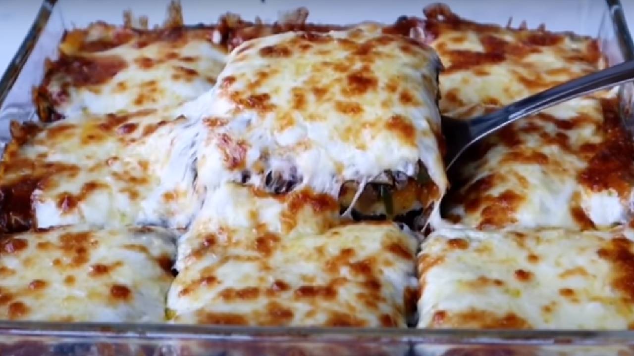 İçinde etin zerresi yok ama yiyen kebap sanıyor!