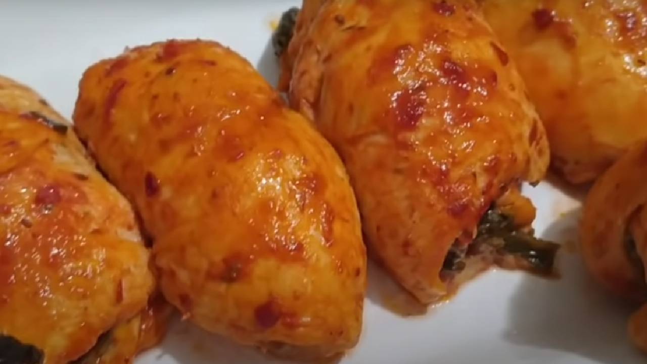 Özel sosuyla lokum gibi oluyor! İşte davet sofralarına yakışır bir tavuk yemeği