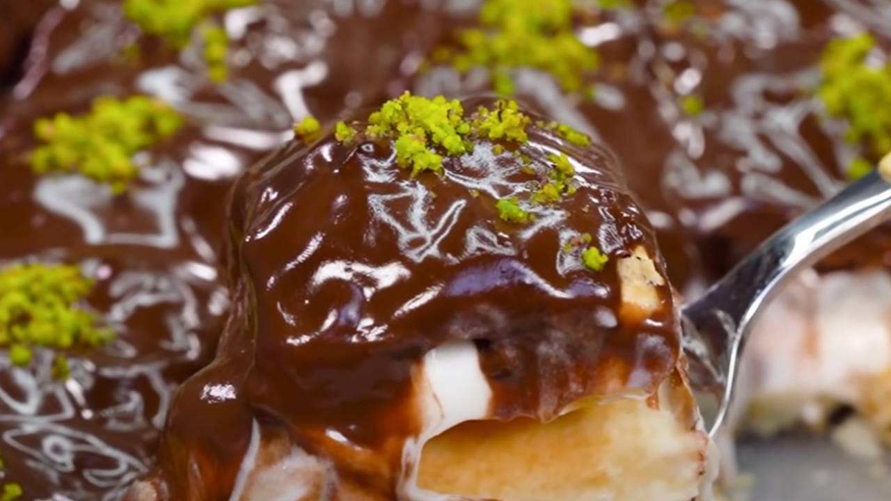 Profiterolun en pratik hali! Neredeyse dakikalar içinde hazır