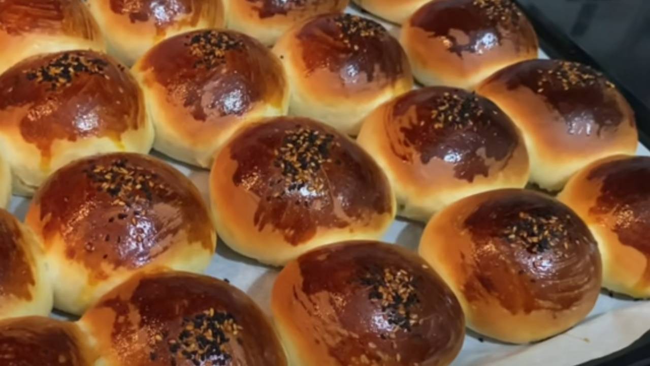 Mayonezli mayalı poğaça nasıl yapılır? Bayatlamayan en kolay poğaça tarifi