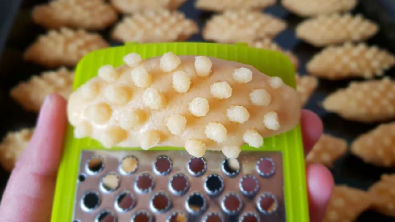 Orijinal kalburabastı tarifi! Kalbur yoksa rende var...