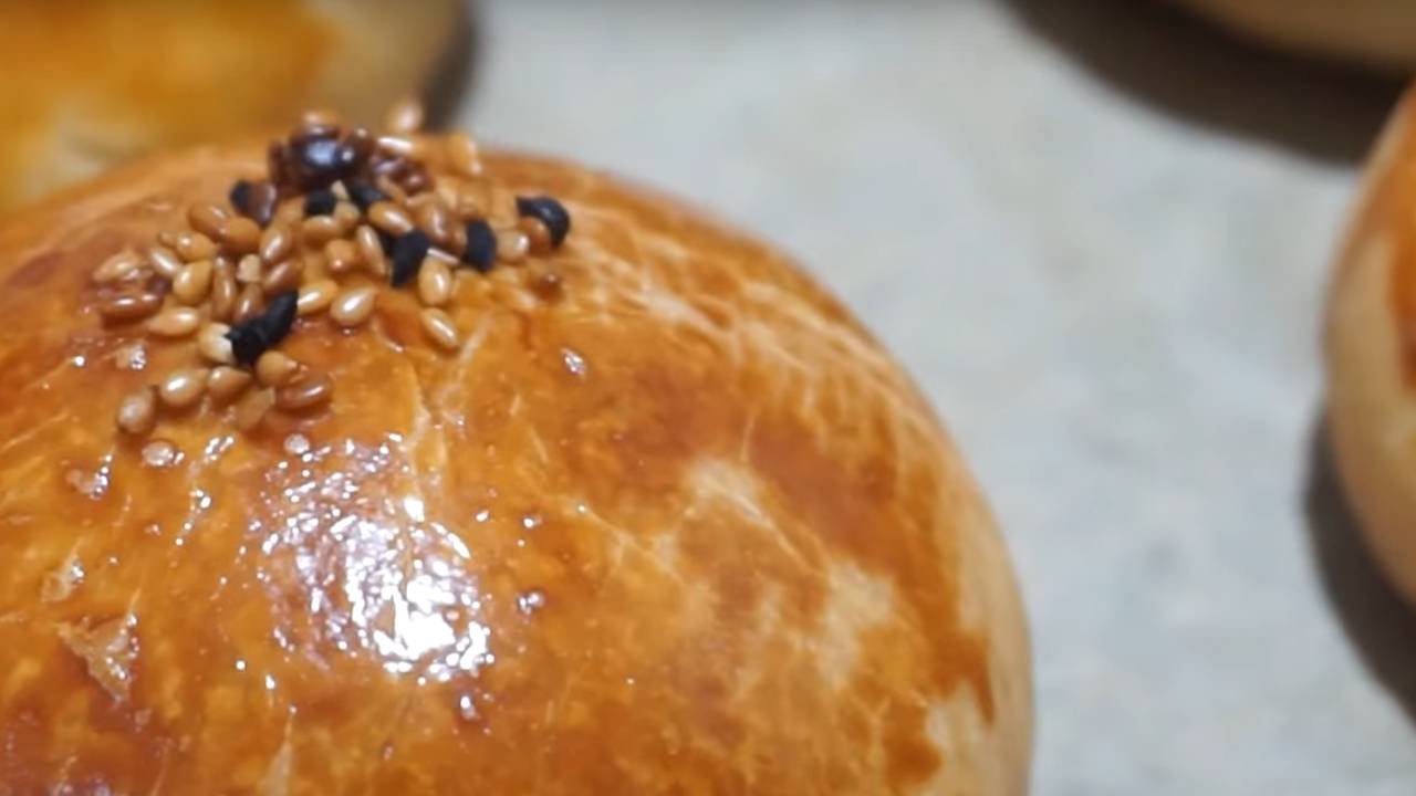 Mayasız ve margarinsiz acil durum poğaçası tarifi