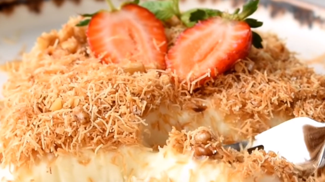 Yiyen herkesin tarifini aldığı meşhur tatlımın tarifi