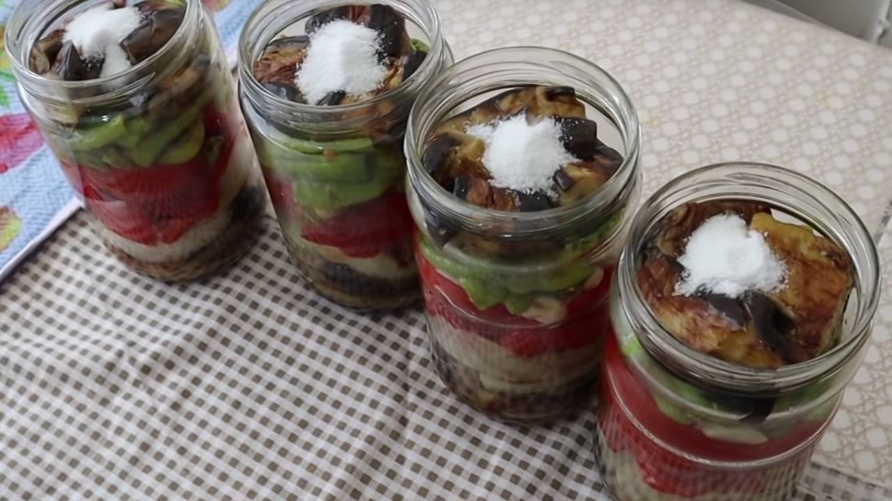 Pazardaki son güzel patlıcanları bu tarifle değerlendir, kışın patlıcansız kalma