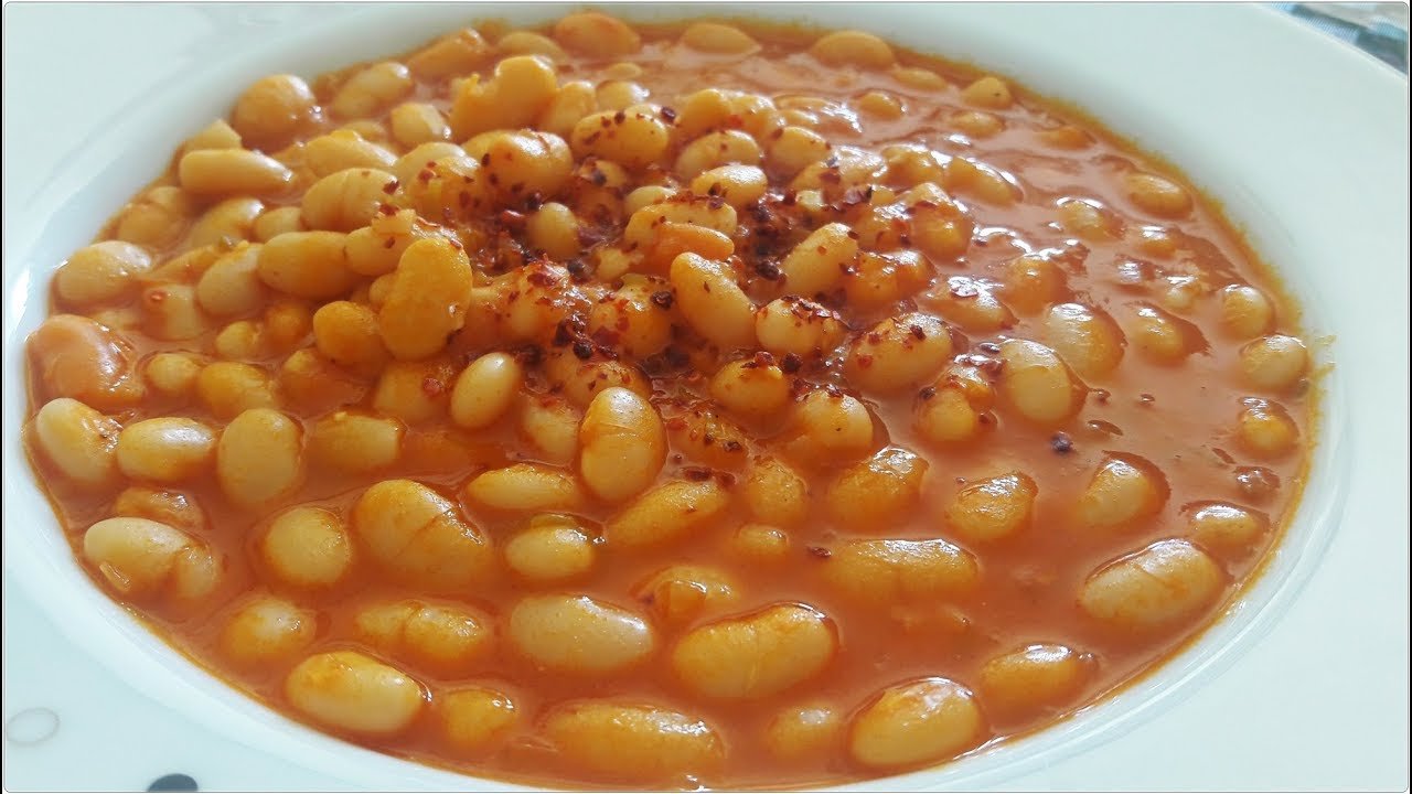 Yanlış yapıyoruz.. Kuru fasulye pişirirken daha lezzetli olmasını sağlayan püf nokta