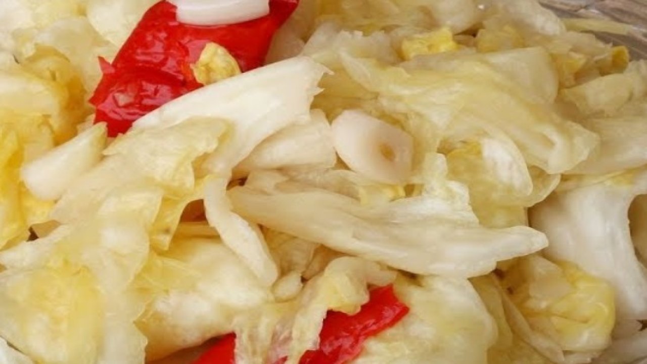 Ustaların sırrını veriyoruz🖐️ Turşuyu bu yöntemle yapın asla erimiyor ve lezzetli oluyor