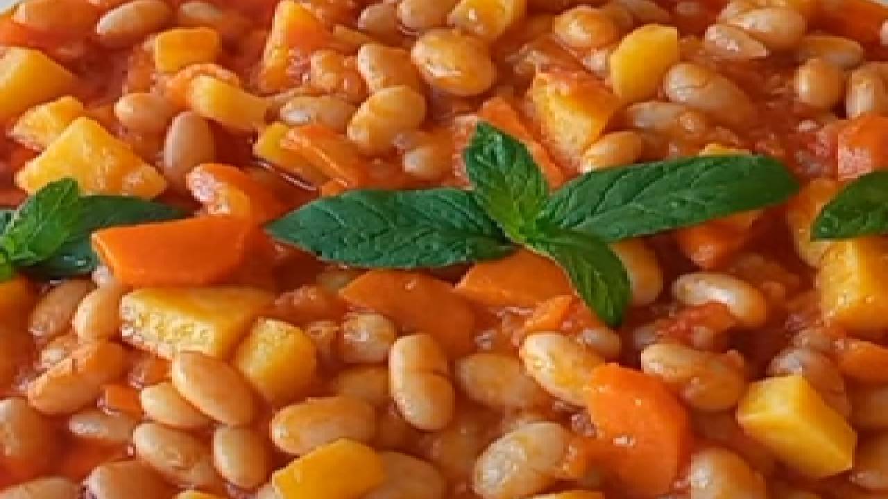 Davet Sofralarının Yıldızı Lezzetli Zeytinyağlı Barbunya Nasıl Yapılır?